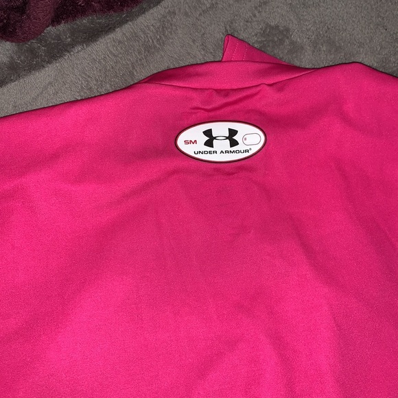 NWT Women’s Under Armour Tee - Picture 6 of 6